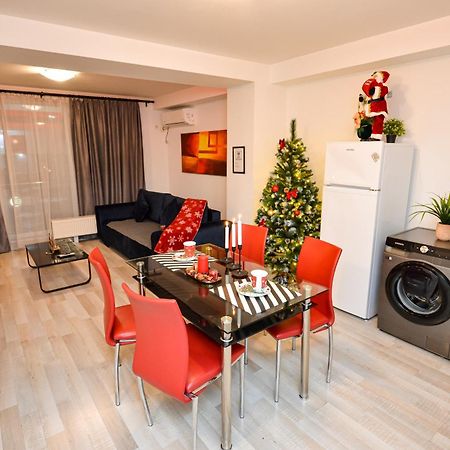 Royal Accommodation Bukarest Kültér fotó