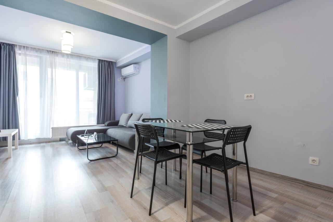 Royal Accommodation Bukarest Kültér fotó