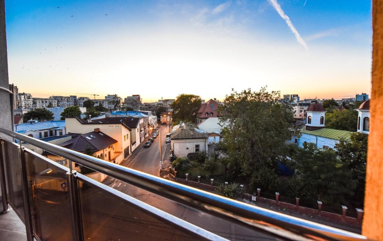 Royal Accommodation Bukarest Kültér fotó