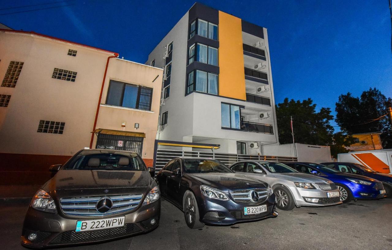 Royal Accommodation Bukarest Kültér fotó