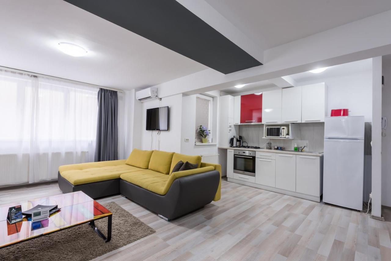 Royal Accommodation Bukarest Kültér fotó